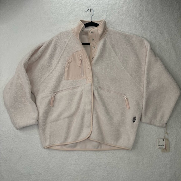 Free People X Hatch Hit the Slopes Maternity Jacket Cream Fleece Chest Pocket S - Picture 2 of 14